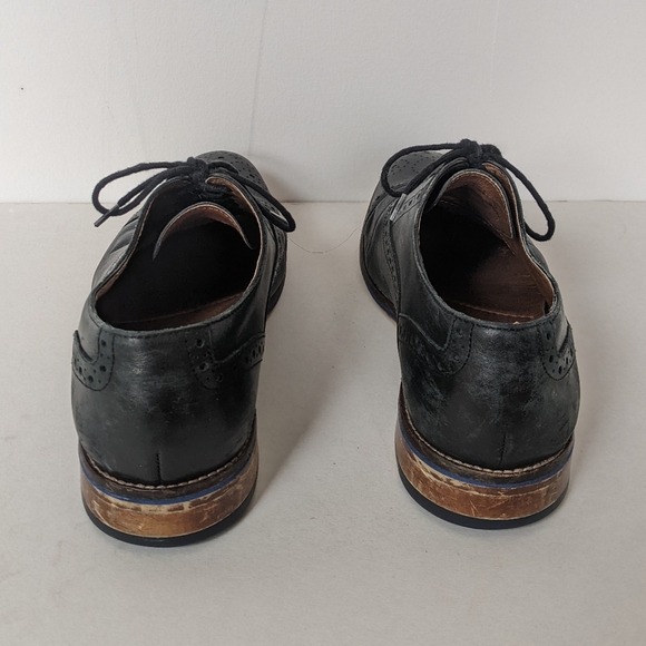 Johnston & Murphy Leather Black Cap Toe Shoes Size 9.5 - Picture 4 of 10